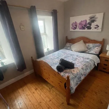 Holiday Home Apartment Miltown Malbay Apartament *