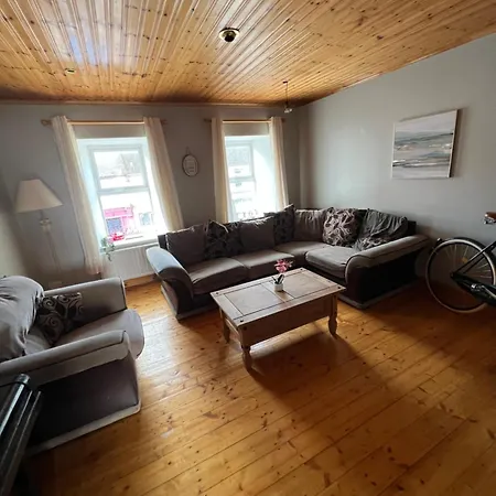 Holiday Home Apartment Miltown Malbay Apartamento Milltown Malbay